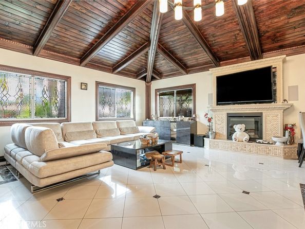 1456 Western Avenue, Glendale CA 91201