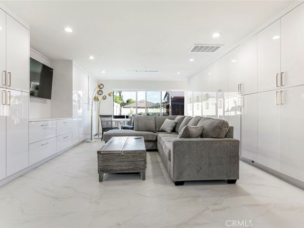 1456 Western Avenue, Glendale CA 91201
