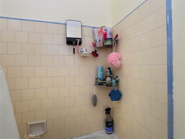 517 N Avon Street, Burbank CA 91505
