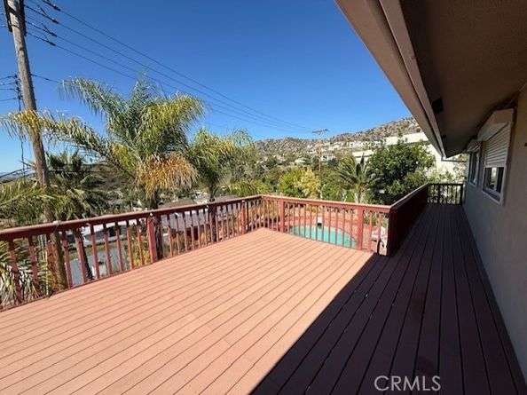 3003 Mesa Verde Drive, Burbank CA 91504