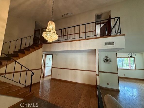 3003 Mesa Verde Drive, Burbank CA 91504