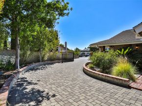 3003 Mesa Verde Drive, Burbank CA 91504