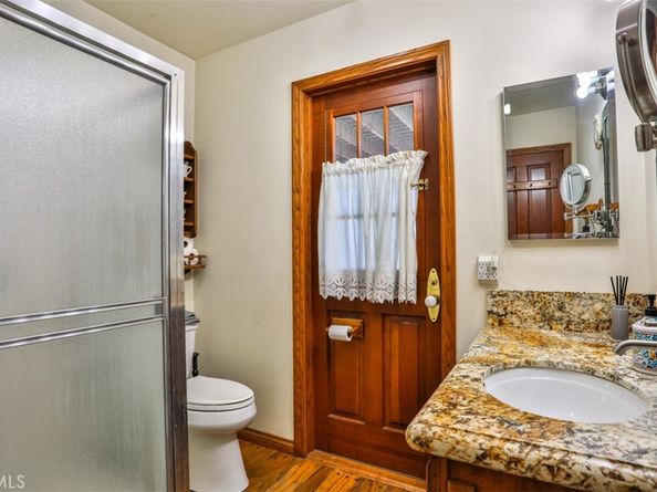 3003 Mesa Verde Drive, Burbank CA 91504