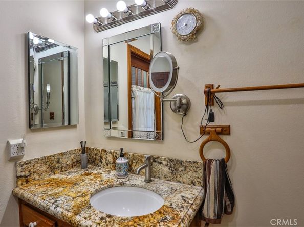 3003 Mesa Verde Drive, Burbank CA 91504