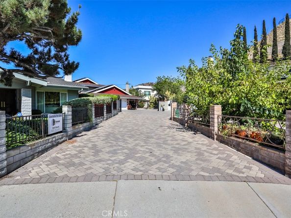 3003 Mesa Verde Drive, Burbank CA 91504