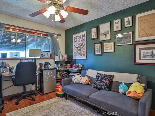 3003 Mesa Verde Drive, Burbank CA 91504