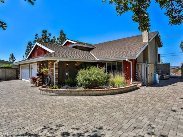 3003 Mesa Verde Drive, Burbank CA 91504