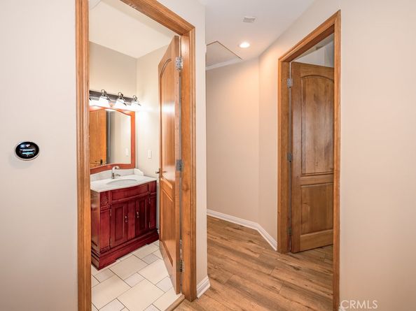 216 N Buena Vista Street 113, Burbank CA 91505