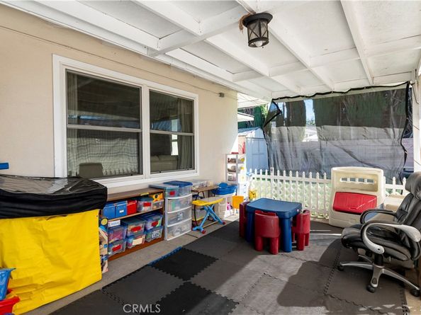 16040 Parthenia, North Hills CA 91343