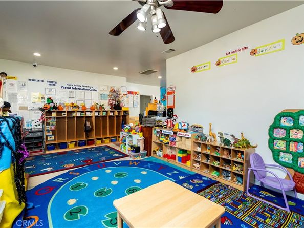 16040 Parthenia, North Hills CA 91343