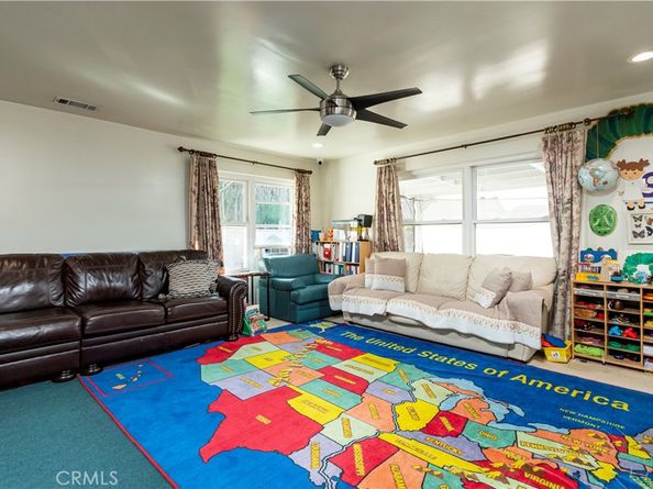 16040 Parthenia, North Hills CA 91343