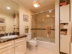 4533 Vista Del Monte Avenue 201, Sherman Oaks CA 91403