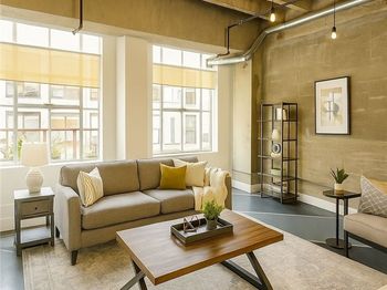 312 W 5th Street