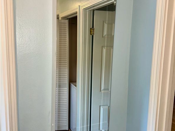 11138 Aqua Vista Street 3, Studio City CA 91602
