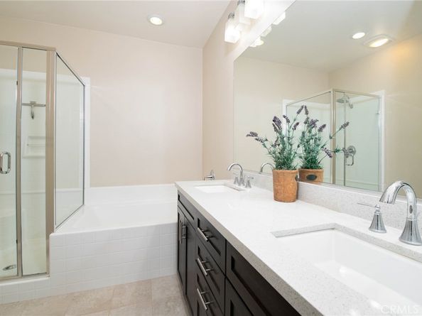 717 S Azusa Avenue C, Azusa CA 91702