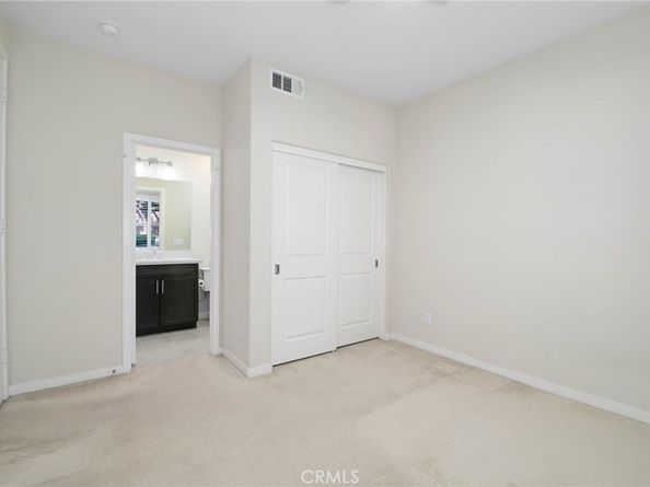 717 S Azusa Avenue C, Azusa CA 91702