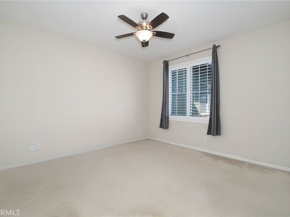 717 S Azusa Avenue C, Azusa CA 91702