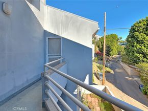 6423 Deep Dell, Hollywood CA 90068