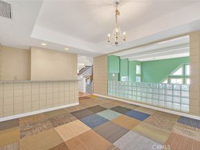 6423 Deep Dell, Hollywood CA 90068