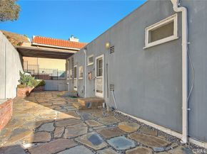 6423 Deep Dell, Hollywood CA 90068