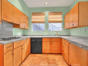 6423 Deep Dell, Hollywood CA 90068