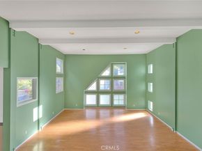 6423 Deep Dell, Hollywood CA 90068