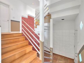 6423 Deep Dell, Hollywood CA 90068