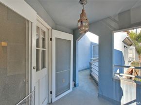 6423 Deep Dell, Hollywood CA 90068