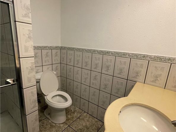 6208 Holmes Avenue, Los Angeles CA 90001
