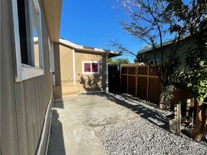 6208 Holmes Avenue, Los Angeles CA 90001