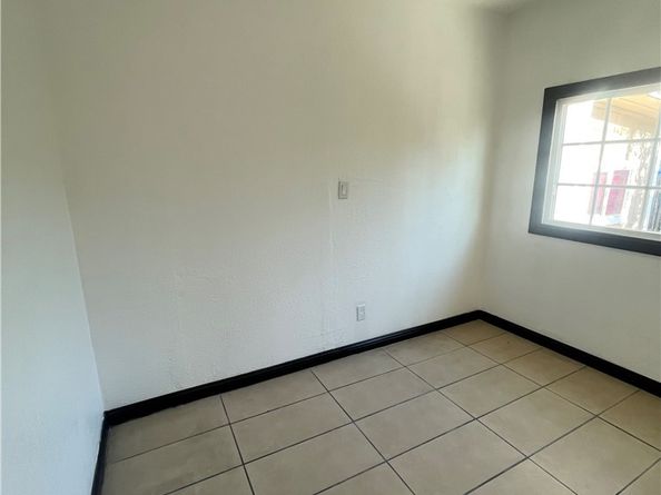 6208 Holmes Avenue, Los Angeles CA 90001