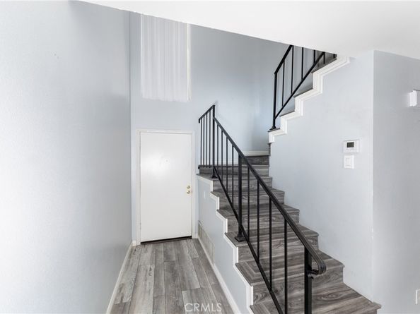 555 S Azusa, Azusa CA 91702