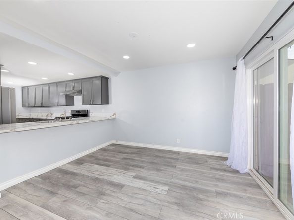 555 S Azusa, Azusa CA 91702