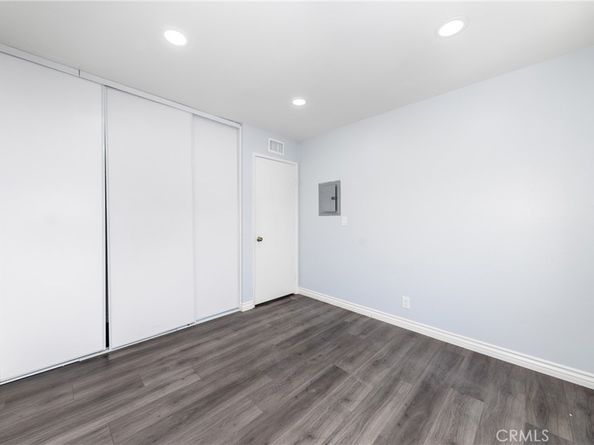 555 S Azusa, Azusa CA 91702