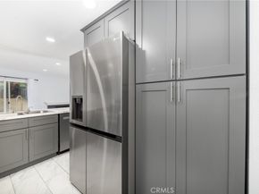 555 S Azusa, Azusa CA 91702