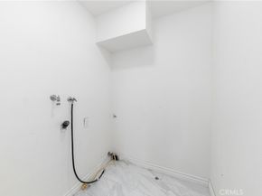 555 S Azusa, Azusa CA 91702