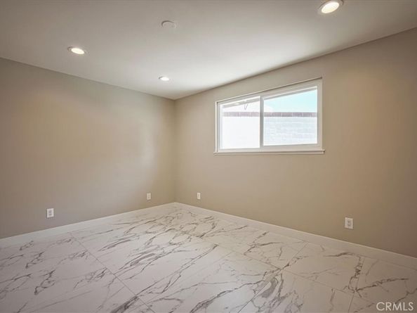 5718 N Galanto, Azusa CA 91702