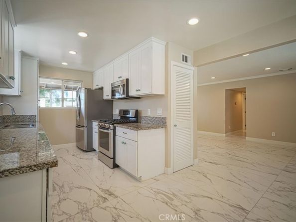5718 N Galanto, Azusa CA 91702