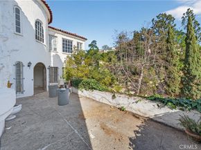 2329 N Edgemont, Los Angeles CA 90027