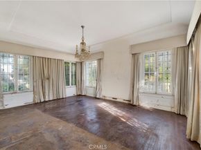 2329 N Edgemont, Los Angeles CA 90027