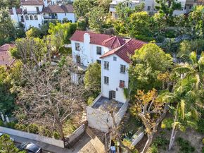 2329 N Edgemont, Los Angeles CA 90027