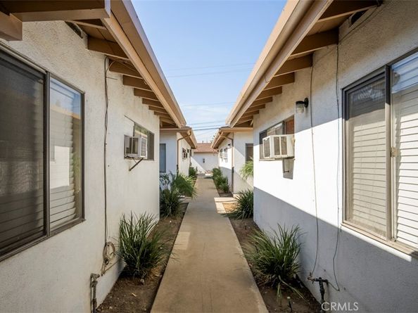 211 E Center Street, Covina CA 91723