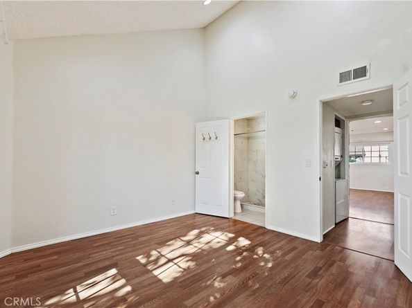 147 W Acacia Ave. #104, Glendale CA 91204