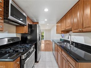 147 W Acacia Ave. #104, Glendale CA 91204