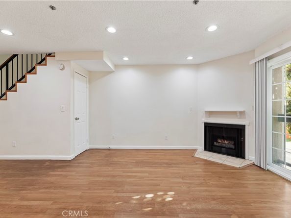 147 W Acacia Ave. #104, Glendale CA 91204