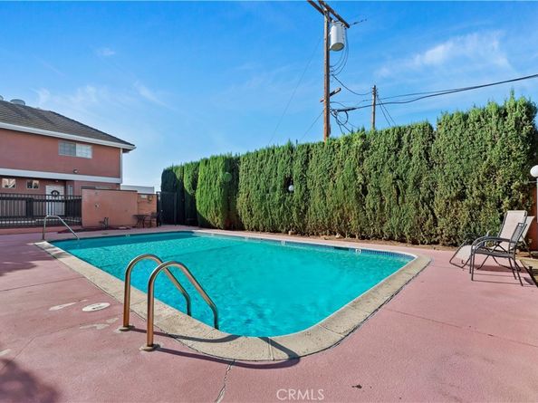 147 W Acacia Ave. #104, Glendale CA 91204