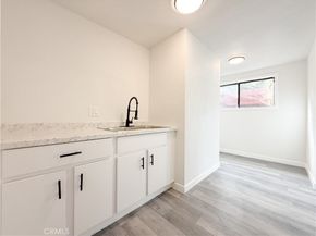 5557 Lemon Avenue, Long Beach CA 90805