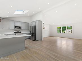 64 Amherst Place, Stamford CT 06902