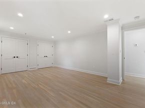 64 Amherst Place, Stamford CT 06902