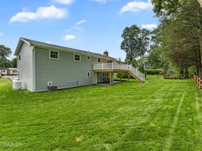 64 Amherst Place, Stamford CT 06902
